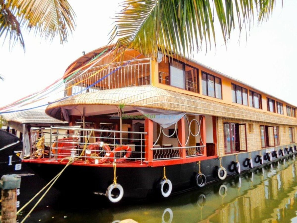 Cosy Premium Houseboats Hotel Alappuzha Exterior photo