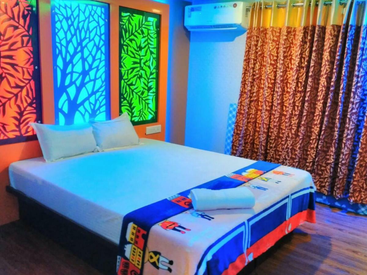 Cosy Premium Houseboats Hotel Alappuzha Exterior photo